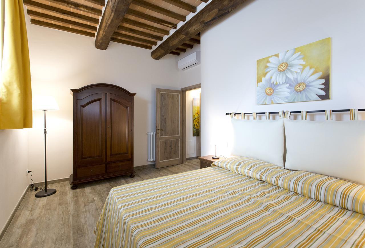 Aparthotel Casale San Galgano Chiusdino Exterior foto