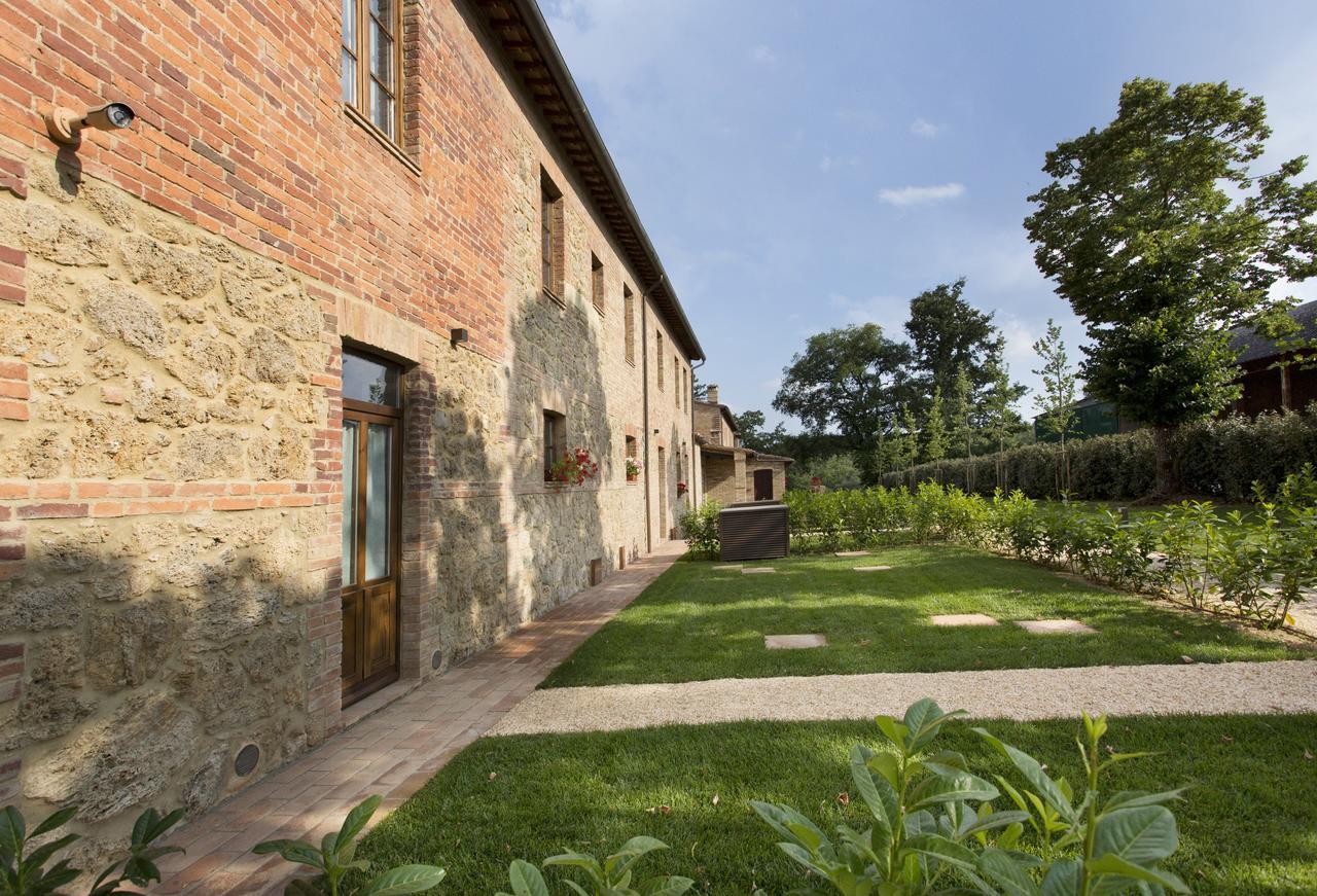 Aparthotel Casale San Galgano Chiusdino Exterior foto